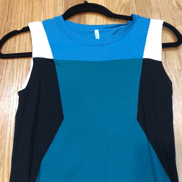 United colors of Benetton tank - Picture 3 of 7